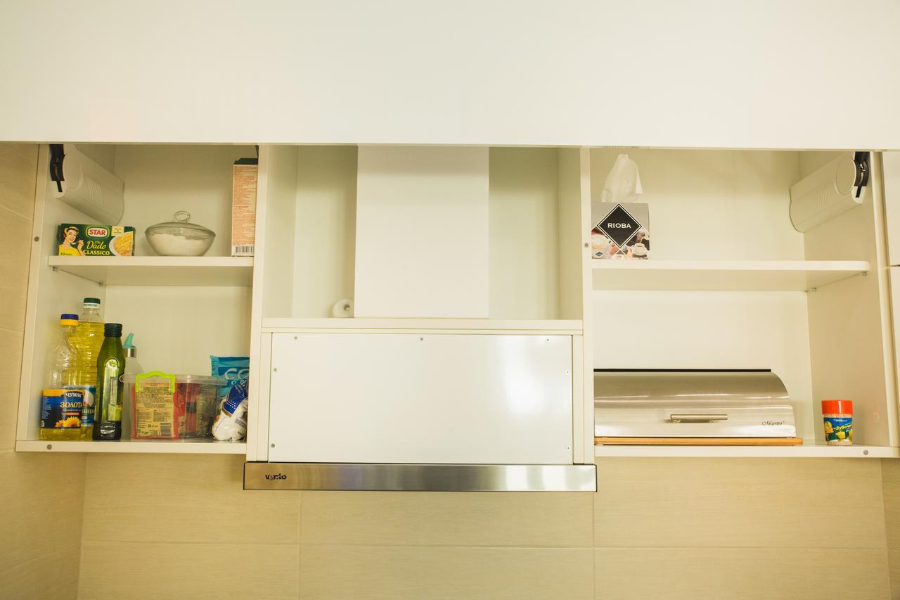 Apartments "Pleasure" เคียฟ ภายนอก รูปภาพ